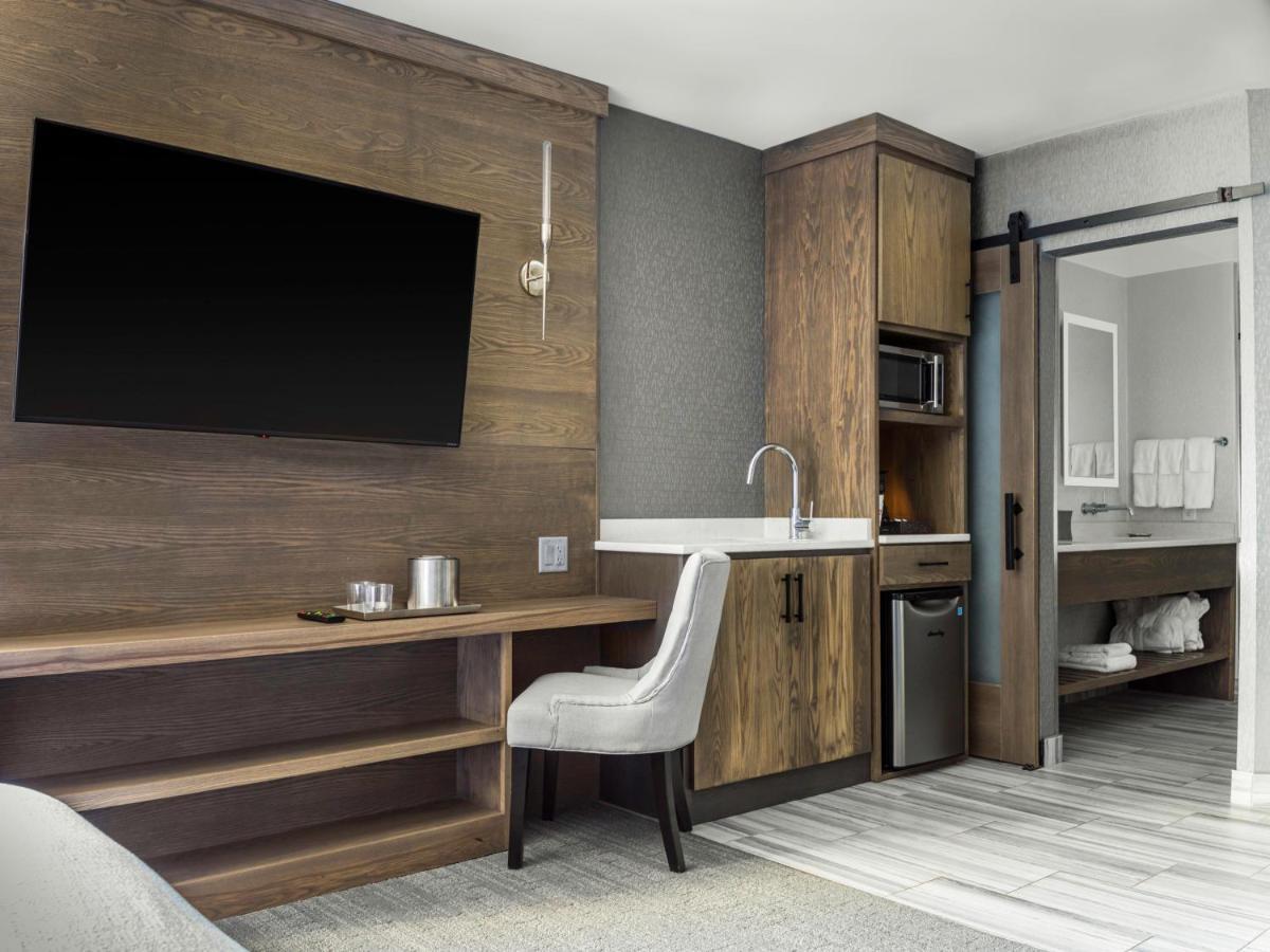 Voco Niagara Falls - The Cadence By Ihg Εξωτερικό φωτογραφία A room at the Hotel Zags