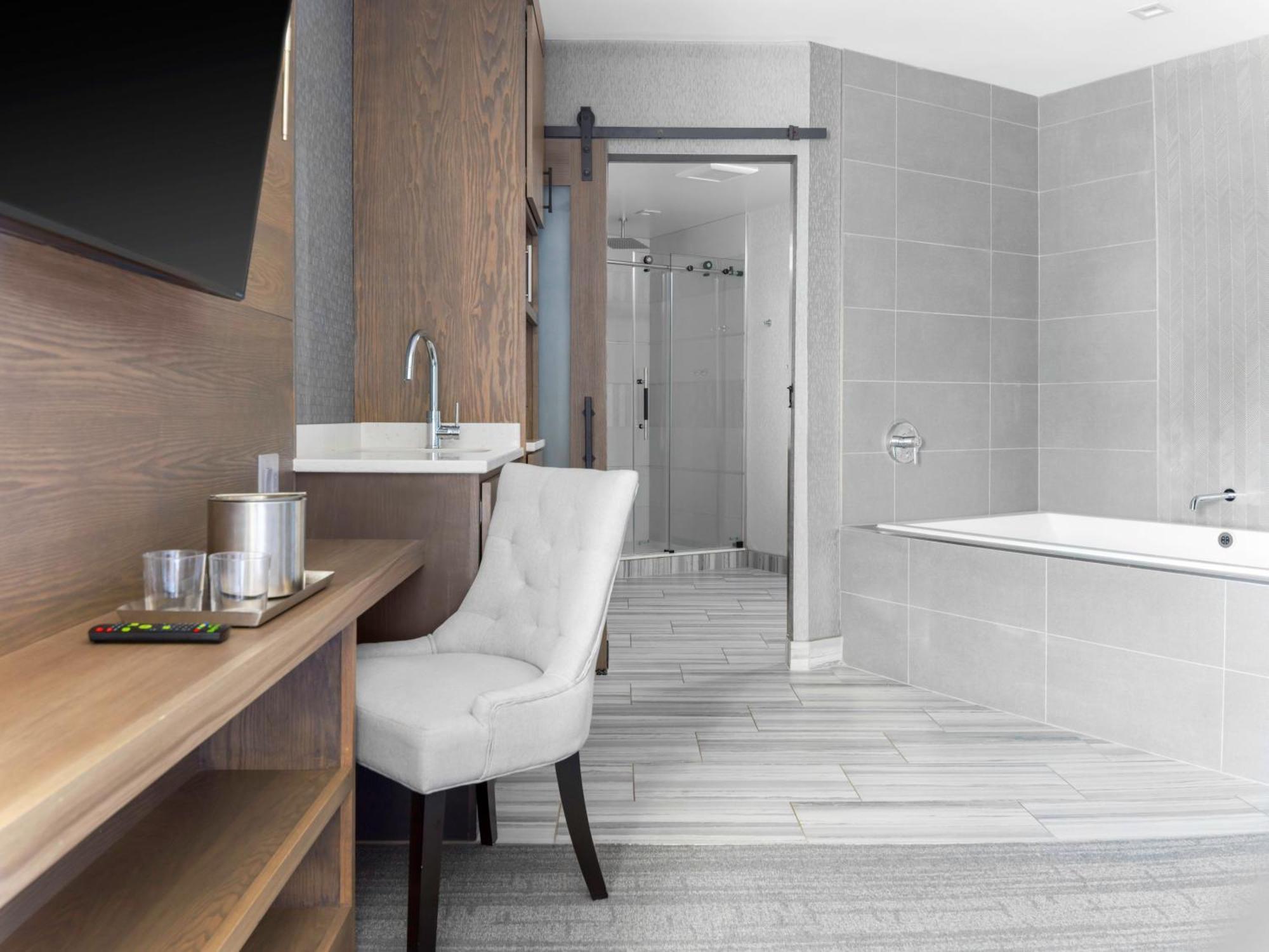 Voco Niagara Falls - The Cadence By Ihg Εξωτερικό φωτογραφία Bathroom